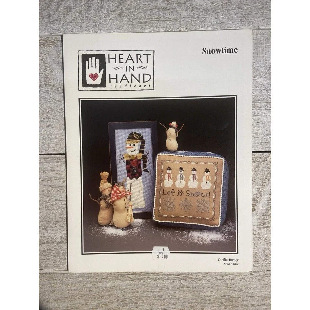 Heart In Hand - Snowtime - Counted Cross Stitch Pattern